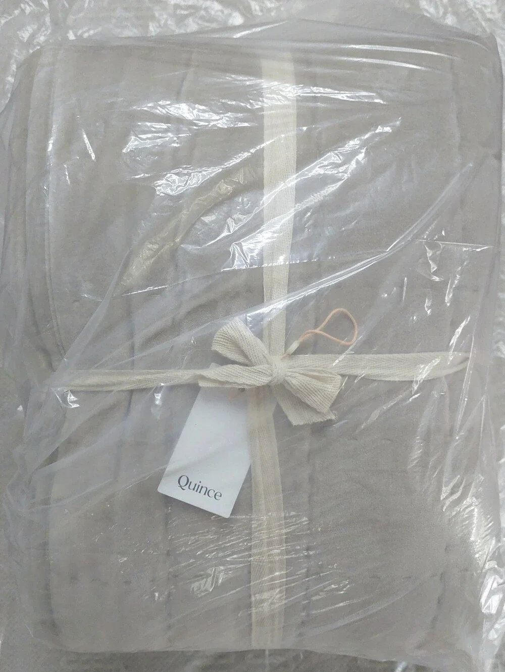 NWT! Quince Cotton Taupe Velvet Box Quilt! King/ Cal King! (868)